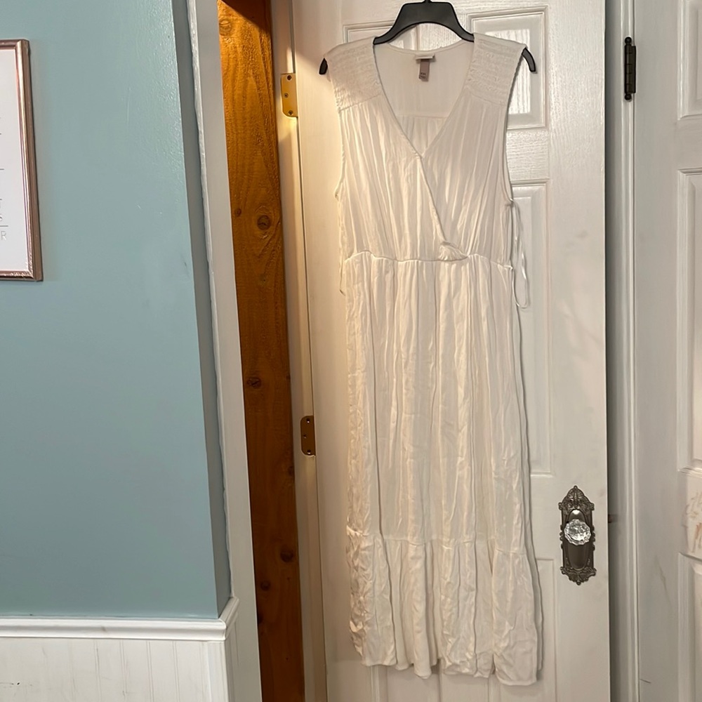 White angelic dress